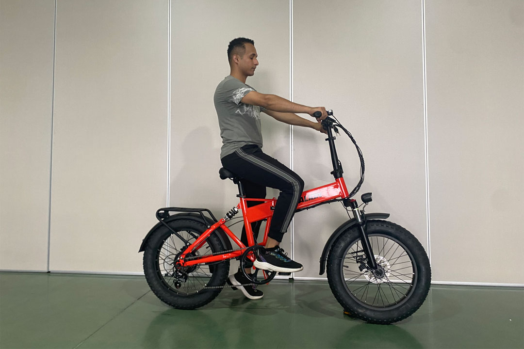 Entdeckt Effortlos Pendelen D'Marvel vun ausklappen Carbon Fiber Electric Bikes - Cyclemix