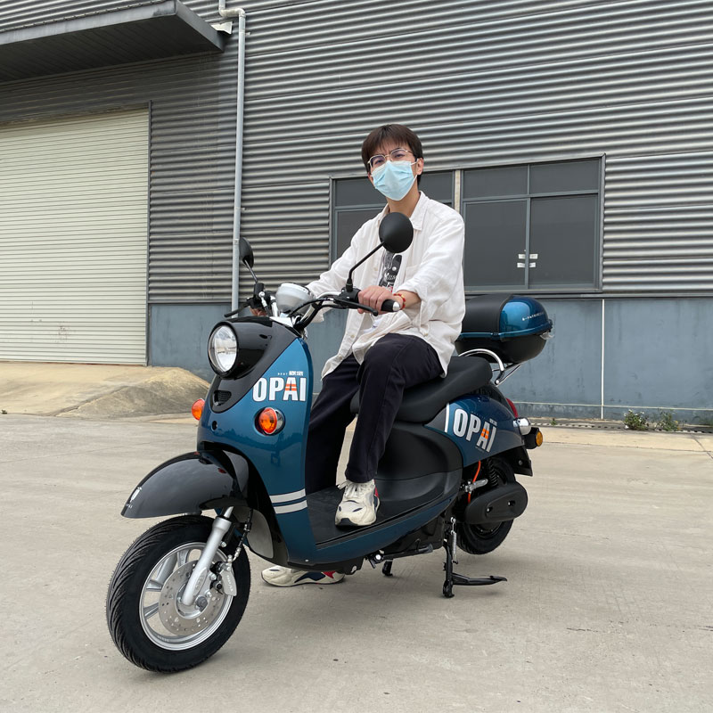 https://www.cyclemixcn.com/eec-coc-ckd-electric-motorbike-electric-moped-electric-motorcycle-product/