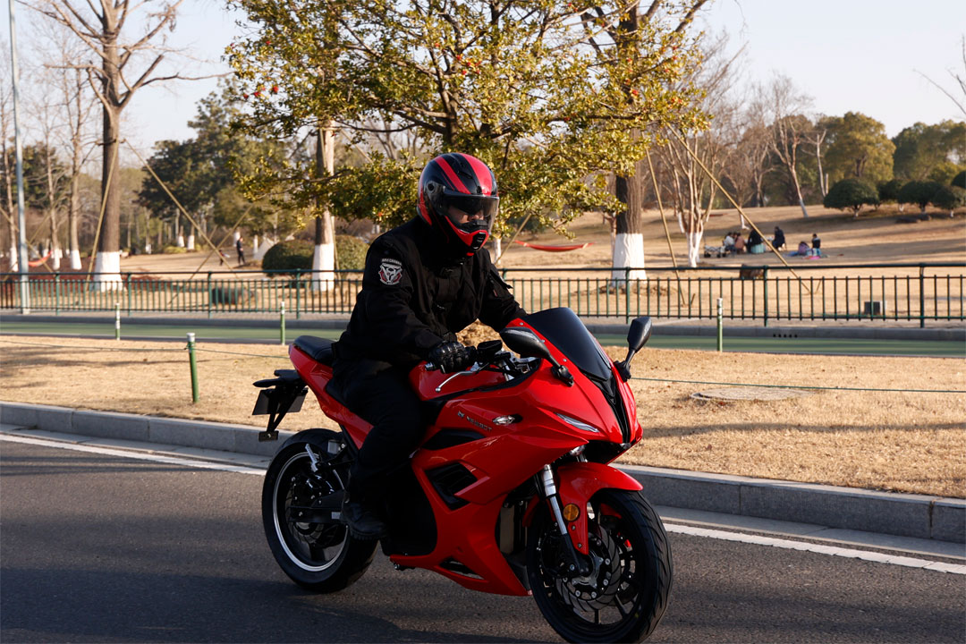Elektrik motosiklini satyn almak üçin näme gerek Elektrik hereketiniň geljegi şu ýerde - “Cyclemix”